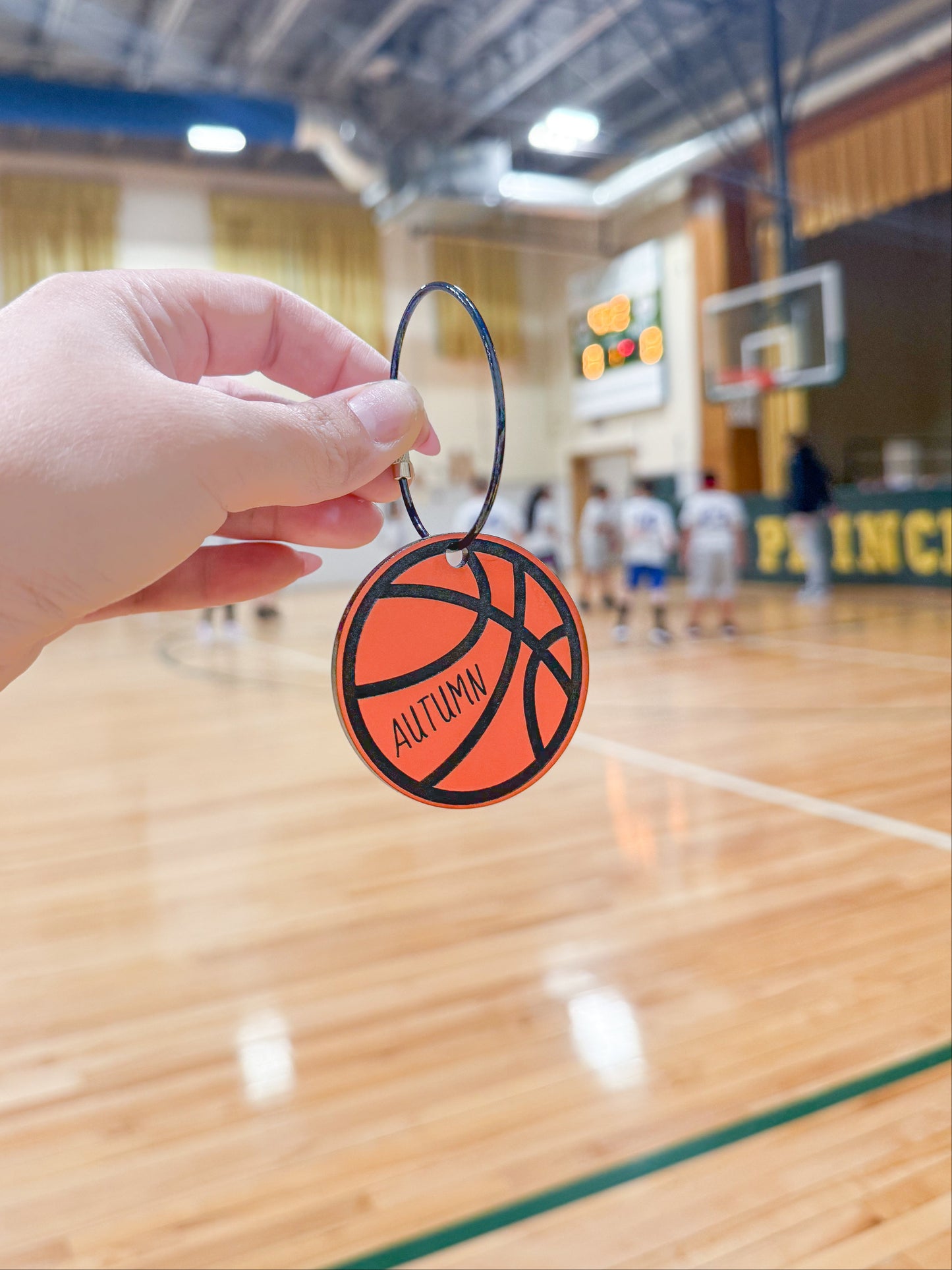 Custom bag tag (basketball)