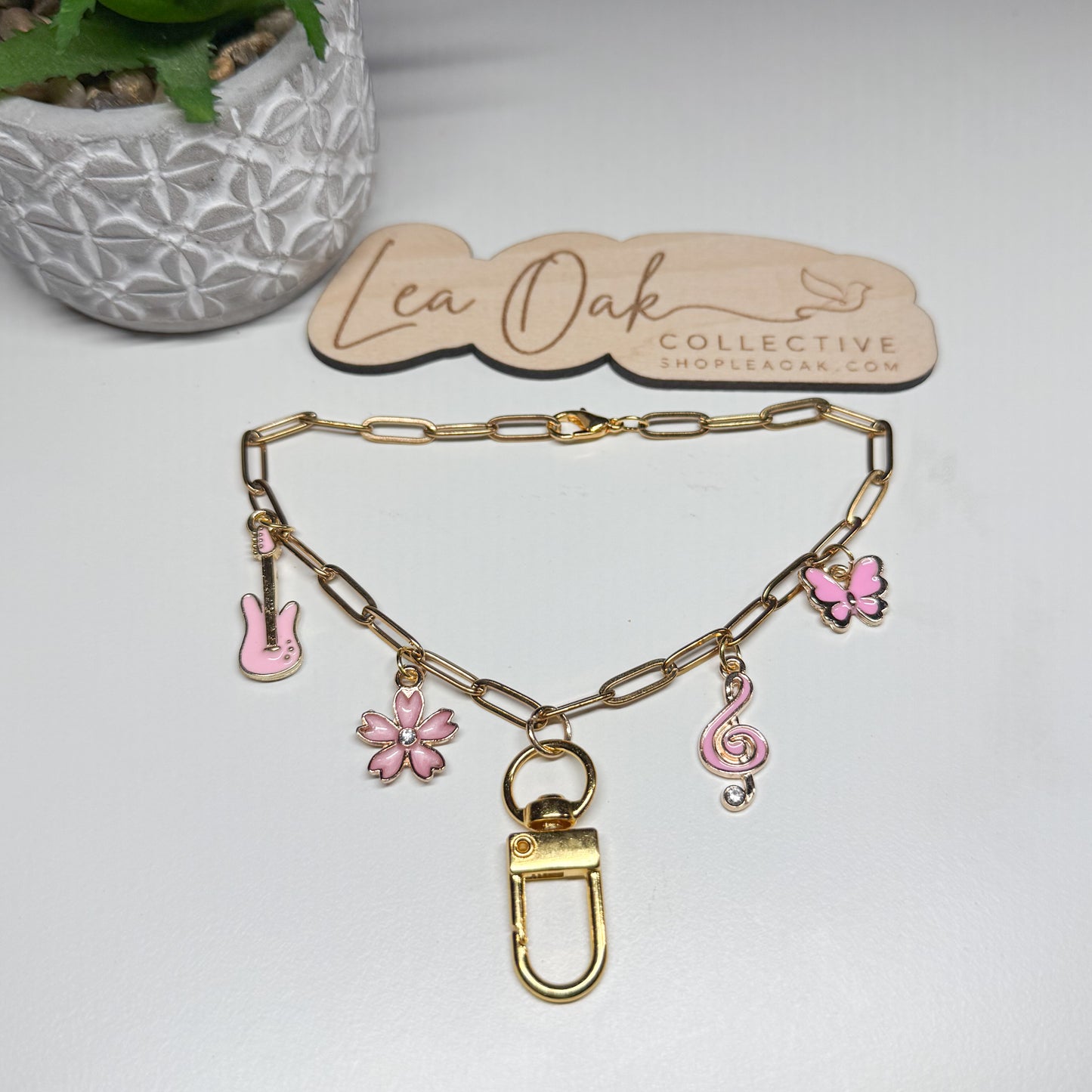 Pink music car charm hanger
