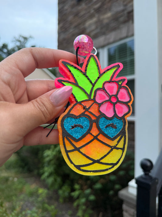 Colorful Pineapple *Mango Dragon Fruit scented