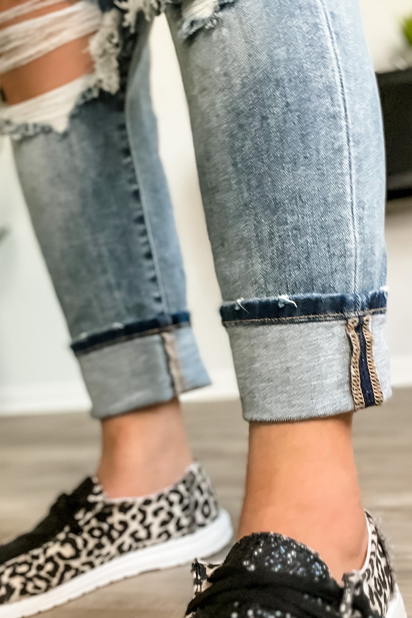 Judy Blue Bleach Splash Boyfriend Jeans